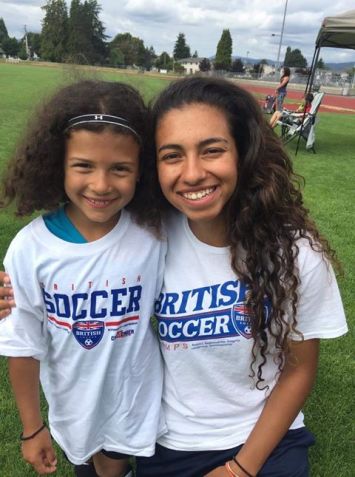 41595827_1054030654769921_462265152520060928_n